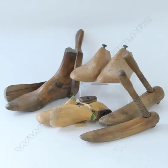 VINTAGE SHOE LASTS