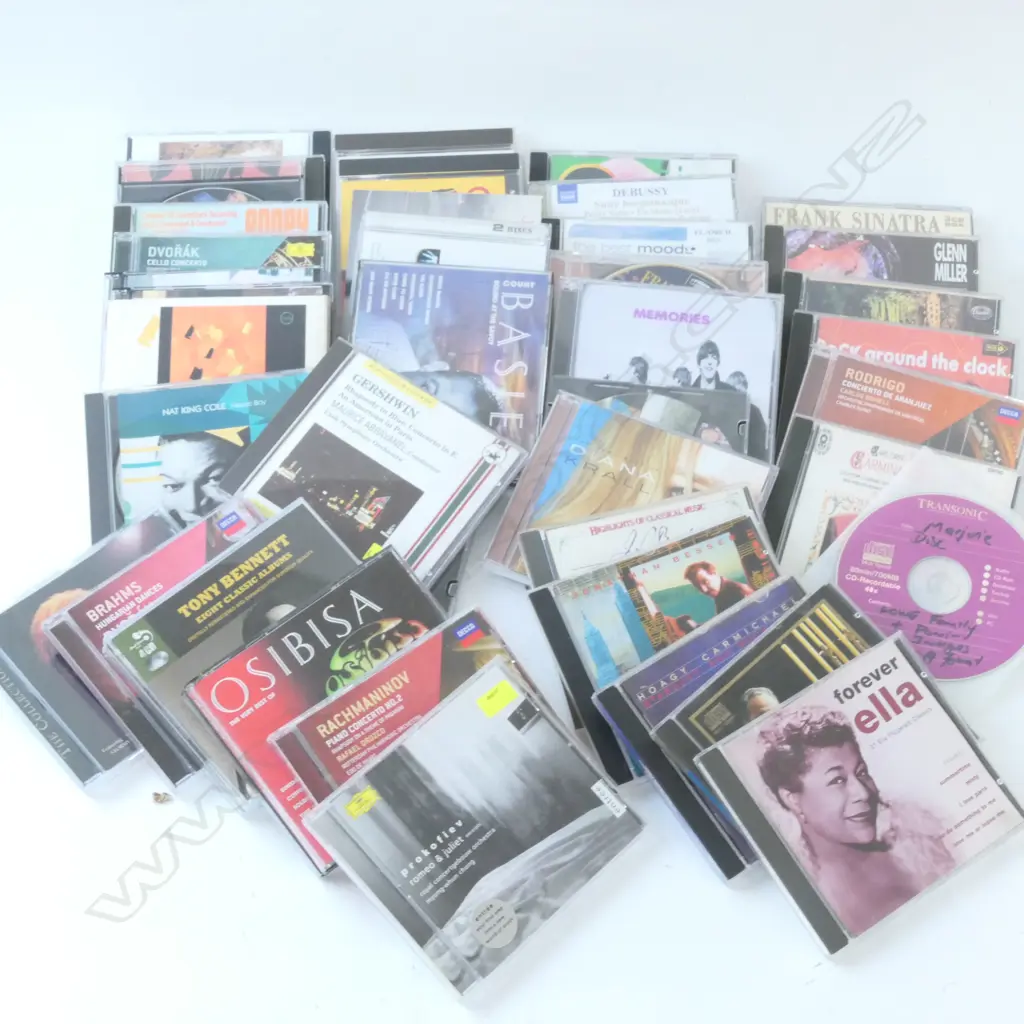 LOT ASST JAZZ AND CLASSICAL CDS Image 1++