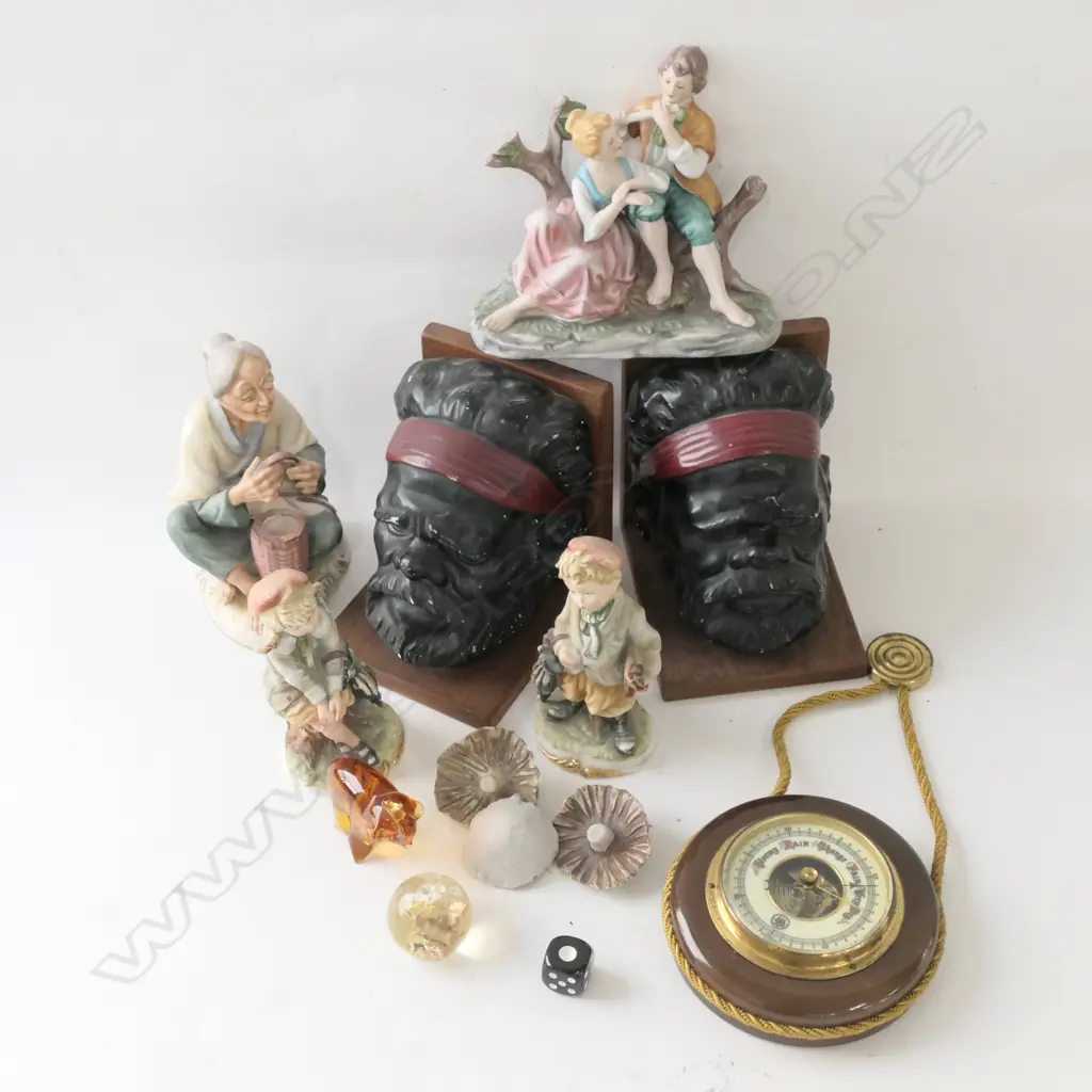 LOT ASST INCL BUST BOOKENDS & PORCELAIN FIGURES Image 1++