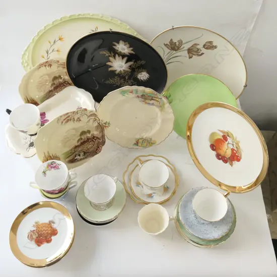 LOT ASST CHINA INCL ROYAL ALBERT ETC