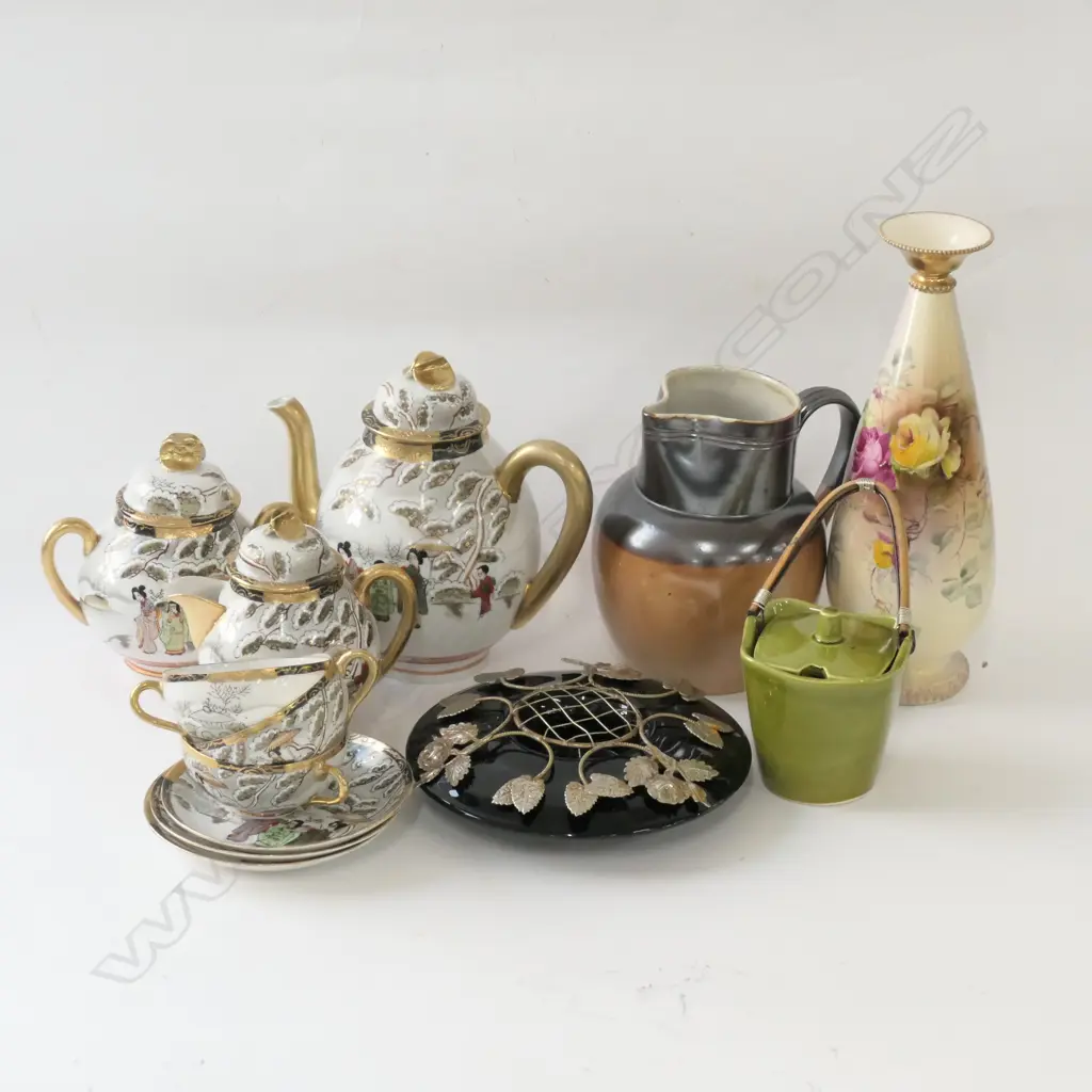 DOULTON STONEWARE JUG & SEL OF ASSORTED PORCELAIN & CHINA Image 1++