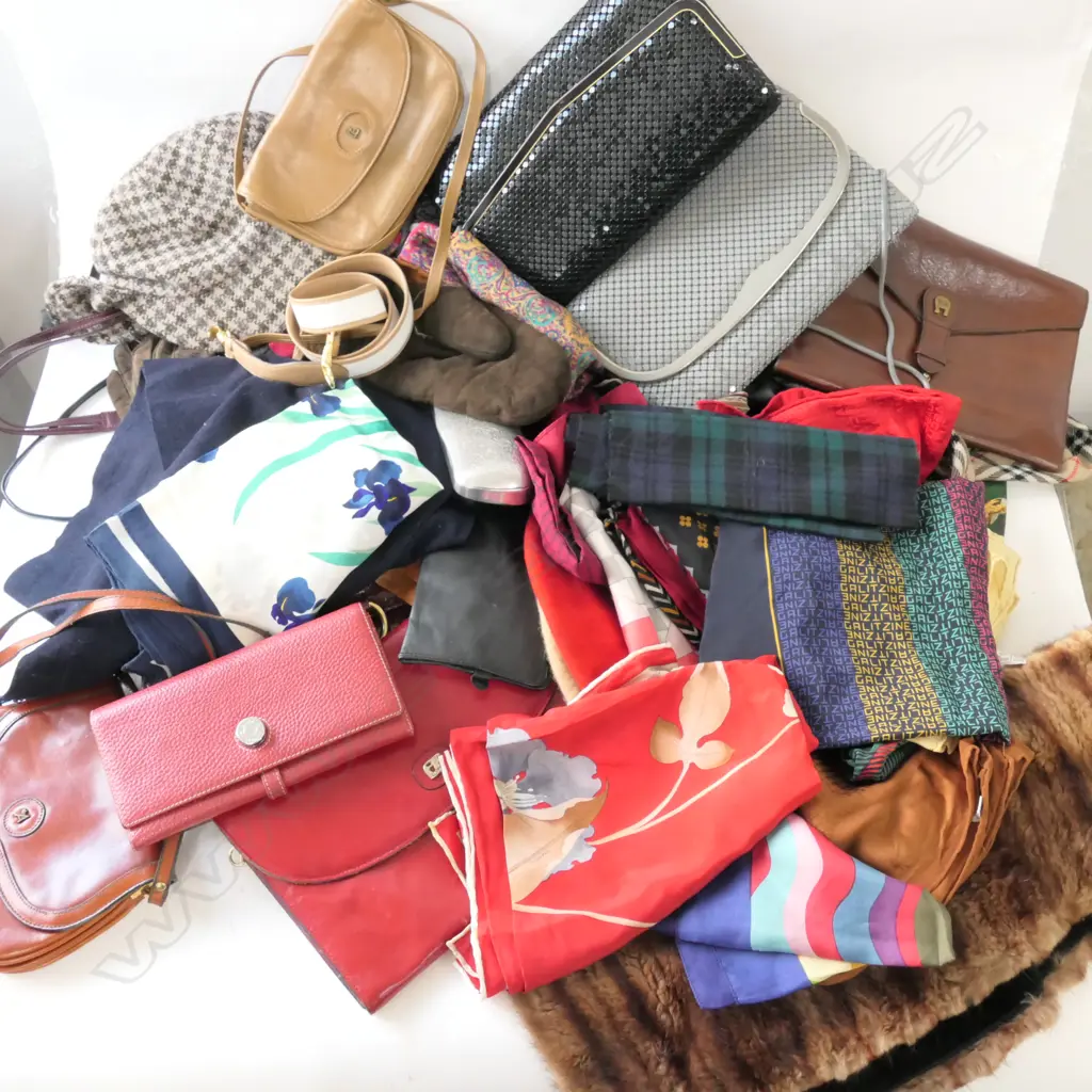 GOOD BIG BOX OF SCARVES/HANDBAGS/HATS/GLOVES Image 1++