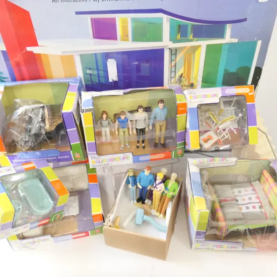 KALEIDOSCOPE PLAY HOUSE AND ACCESSORIES