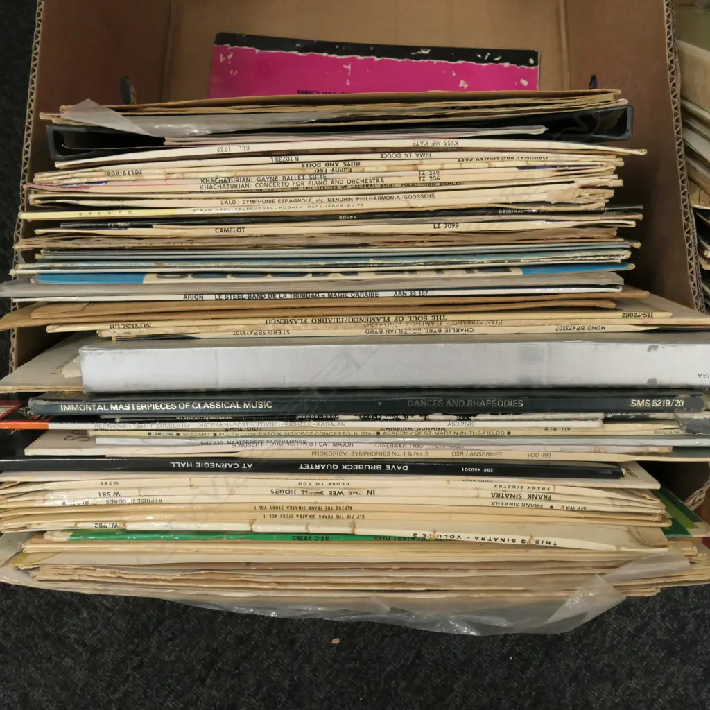 2 BOXES OF VINTAGE RECORDS MILES DAVIS ETC Image 1++