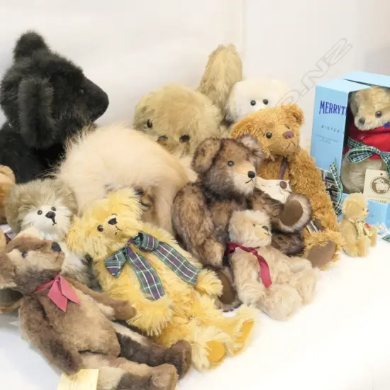 BOX ASST TEDDYBEARS INCL. MERRY THOUGHT