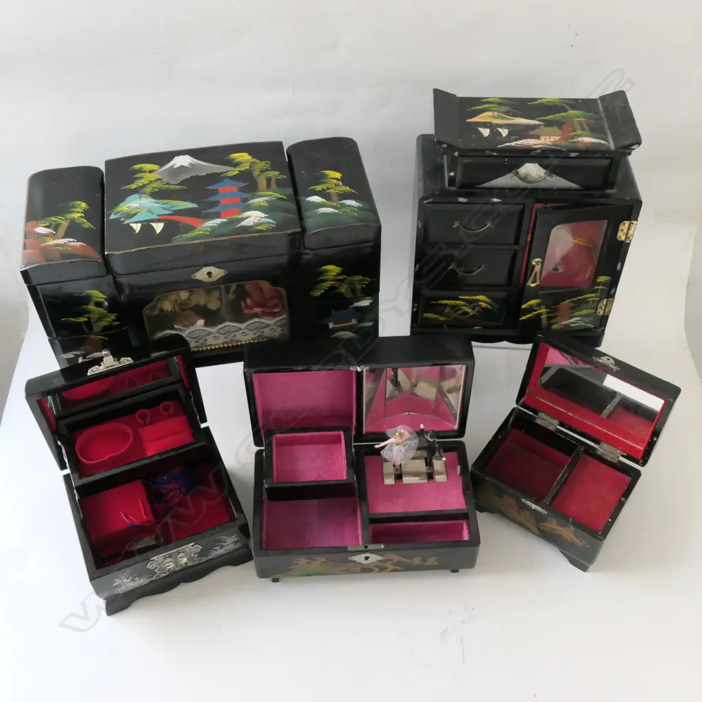 BOX OF LACQUER BALLERINA BOXES ETC Image 1++
