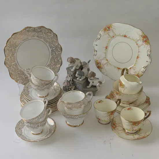 BOX OF ASSORTED CHINA