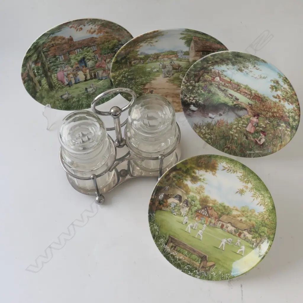 4X PETULA STONE DISH & SILVER PLATE STAND WITH 2 BOTTLES  Image 1++