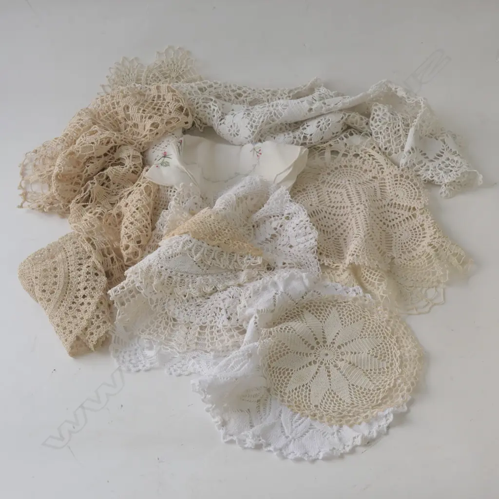 ASST HAND CROCHET LINEN & LACE Image 1++
