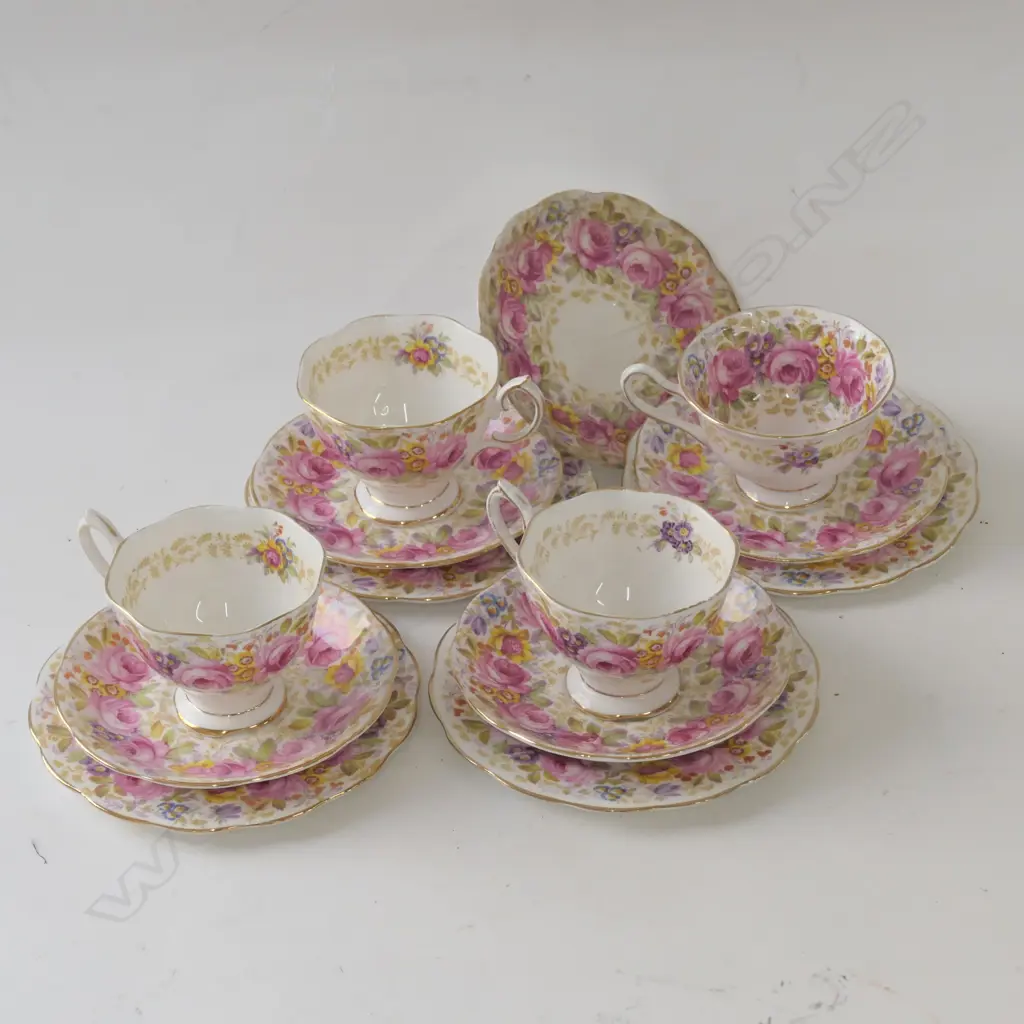 ROYAL ALBERT "SERENA" CUPS AND SAUCERS Image 1++