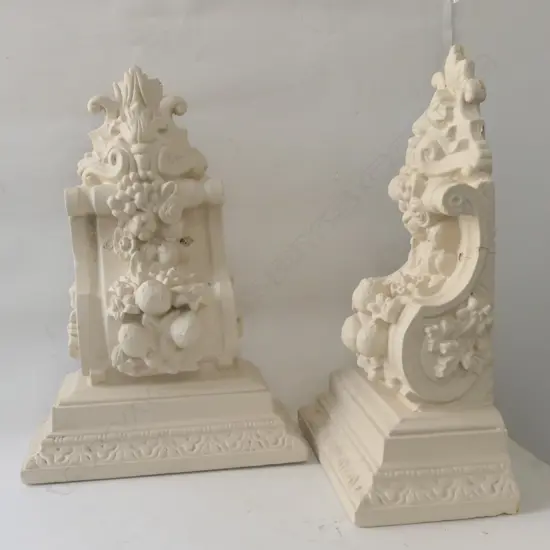PR CLASSICAL CAST PLASTER CORBELS W FRUIT H.570mm