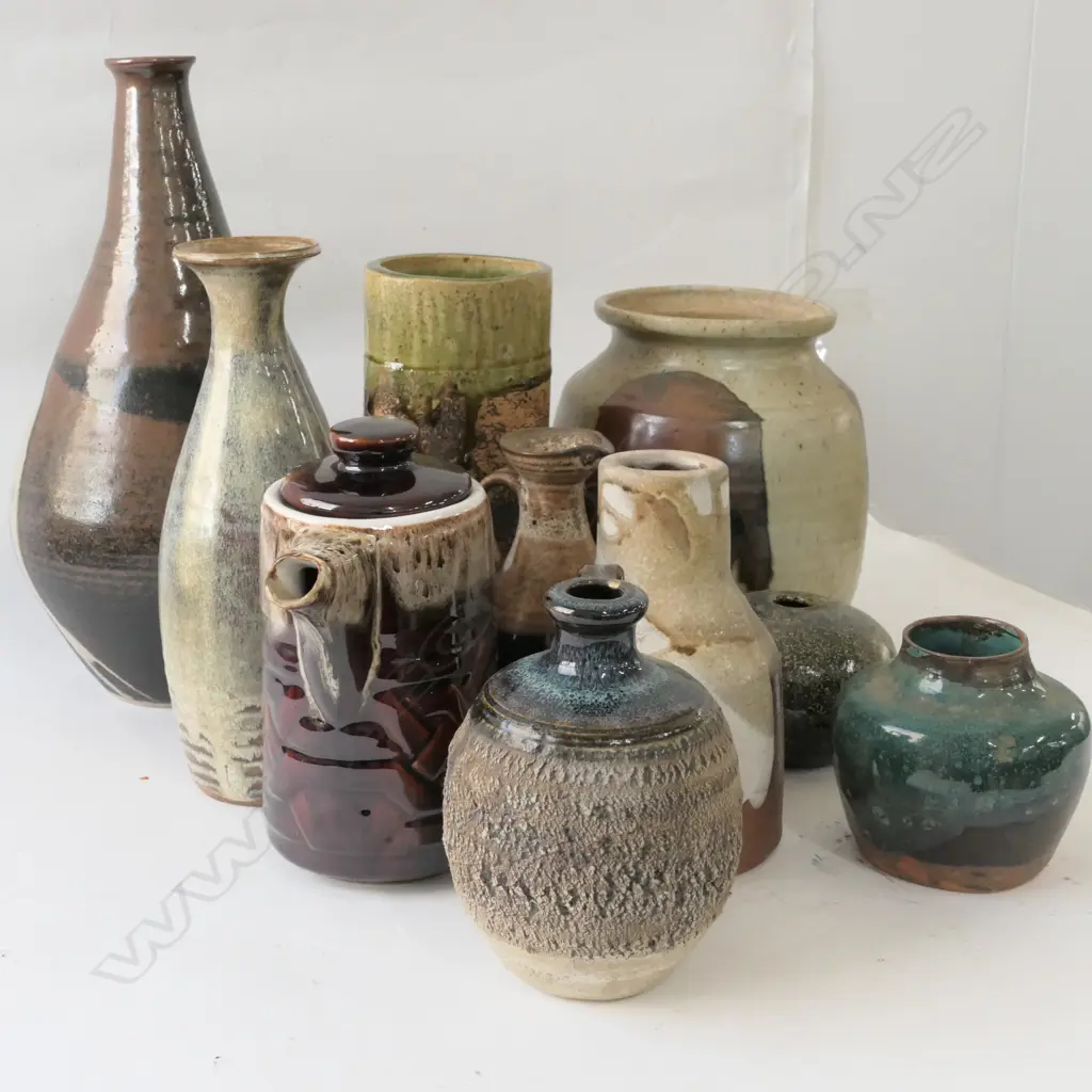 LOT ASST NZ STUDIO POTTERY ETC Image 1++