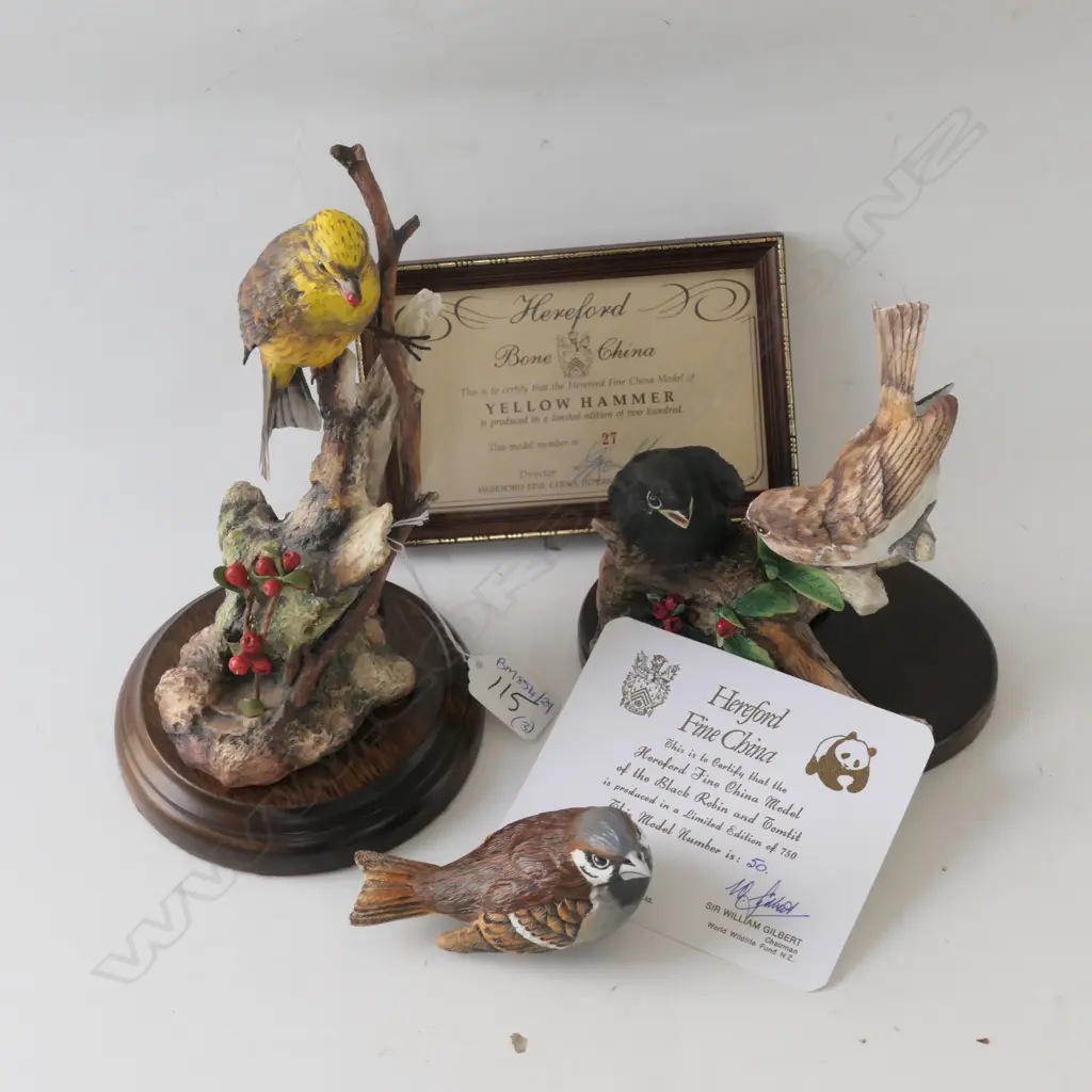 3 HEREFORD NZ CHINA BIRD FIGURINES, LARGEST 220MM H Image 1++