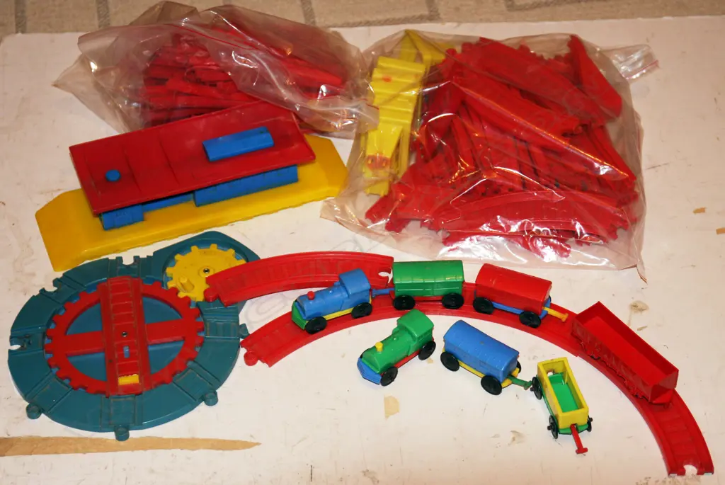 Plastic push along Train Set Image 1++