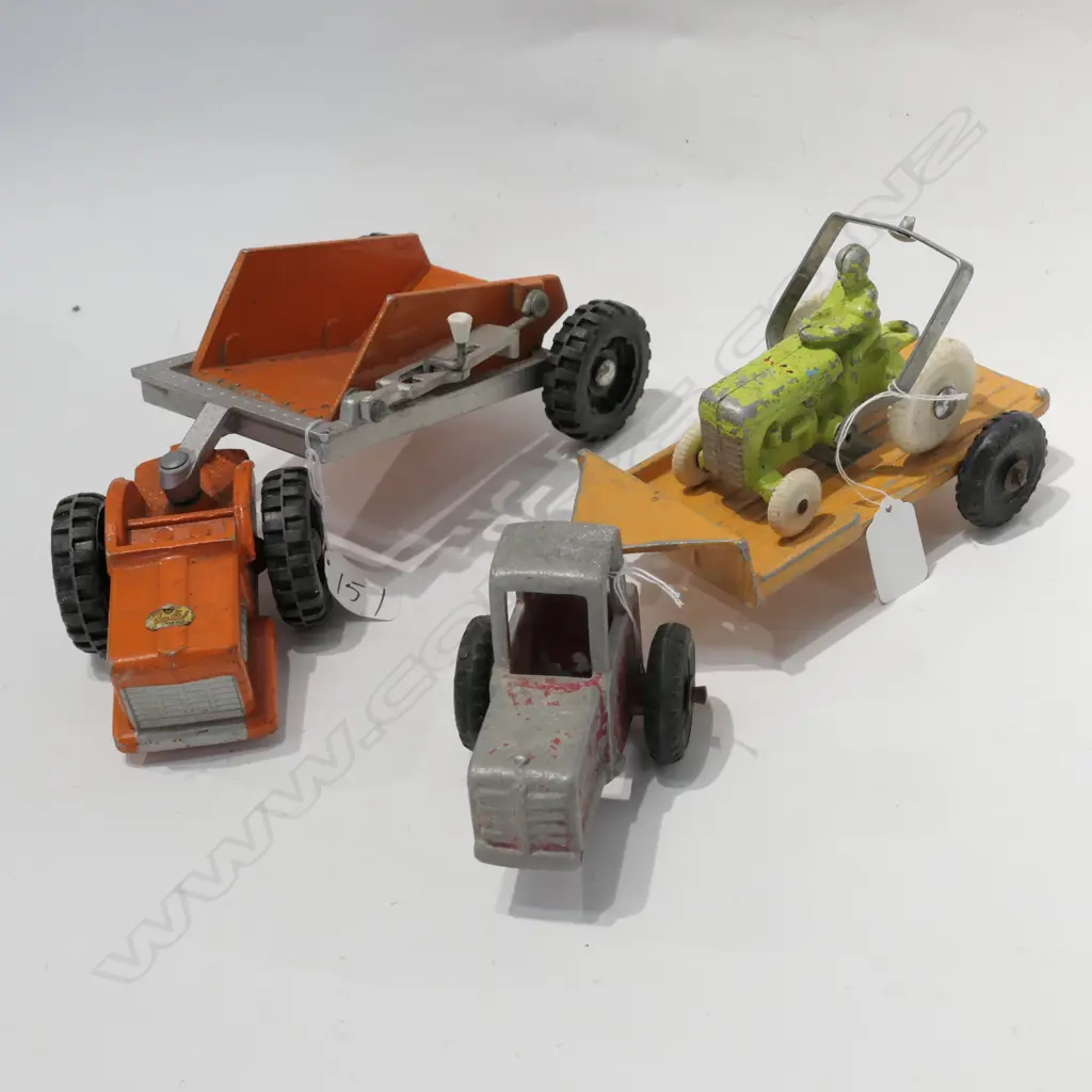 THREE FUN HO TOYS Image 1++