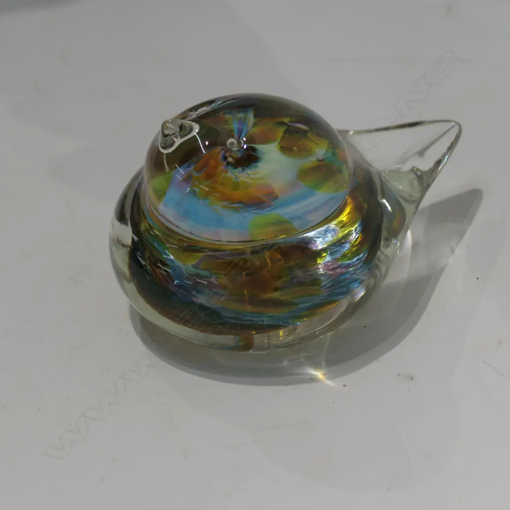 L. CAMPBELL PAPERWEIGHT W. 80MM Image 1++