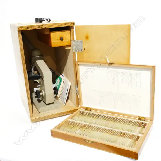 MICROSCOPE IN BOX H 340MM AND SLIDES 