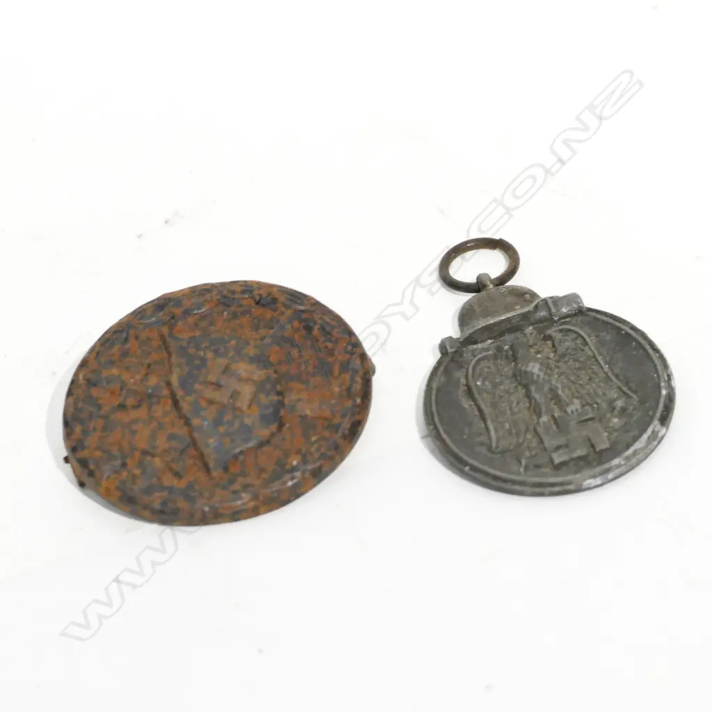 WWII AXIS FORCE MEDALS  Image 1++