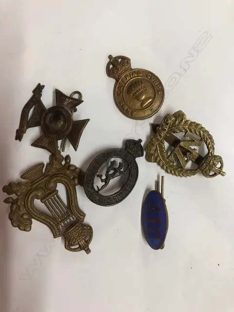 ASSRTED. COMMONWEALTH MEDALS  Image 1++