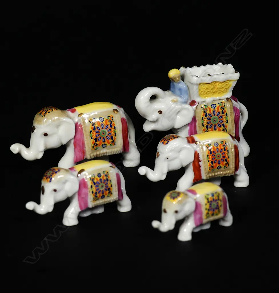 WADE ELEPHANT TRAIN 1957 Image 1++