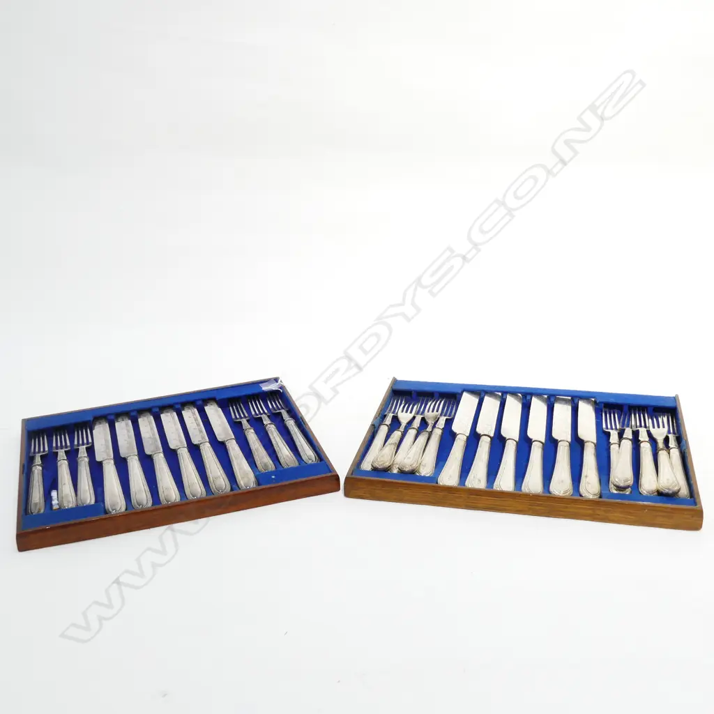 EP CUTLERY SETS INCL MARTIN HALL & CO. Image 1++
