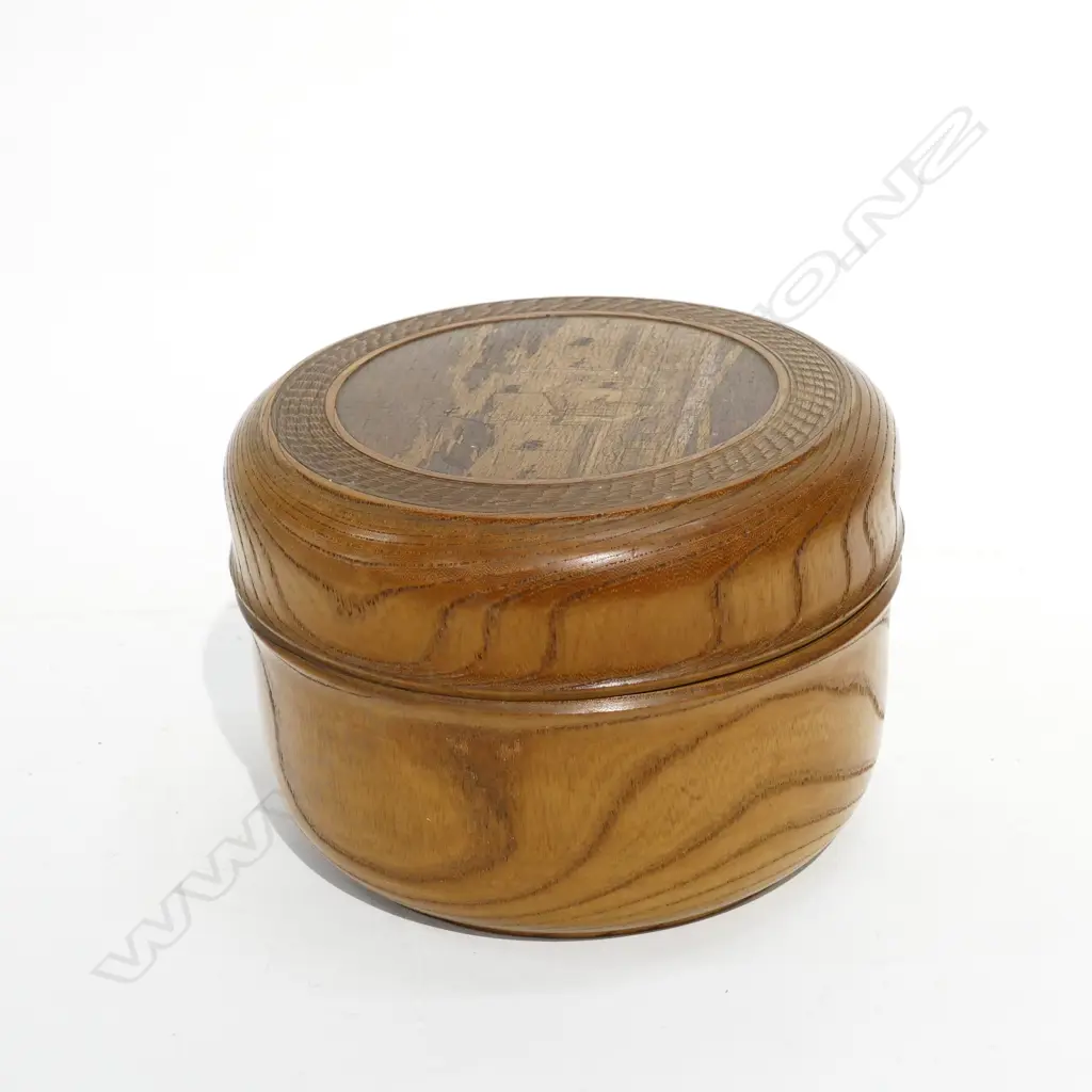 AUCKLAND EXHIBITION 1913 - 14 COLLAR BOX Image 1++