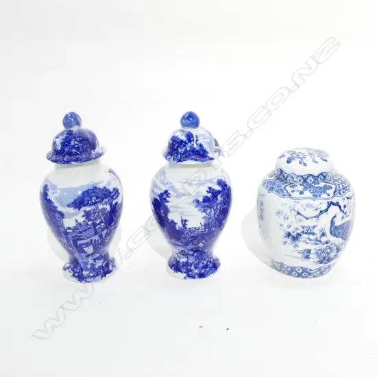 PAIR B/W VASES AND GINGER JAR