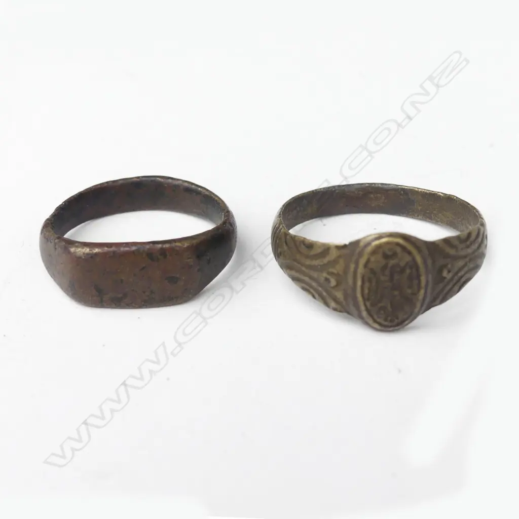 Two Ancient World bronze rings Image 1++