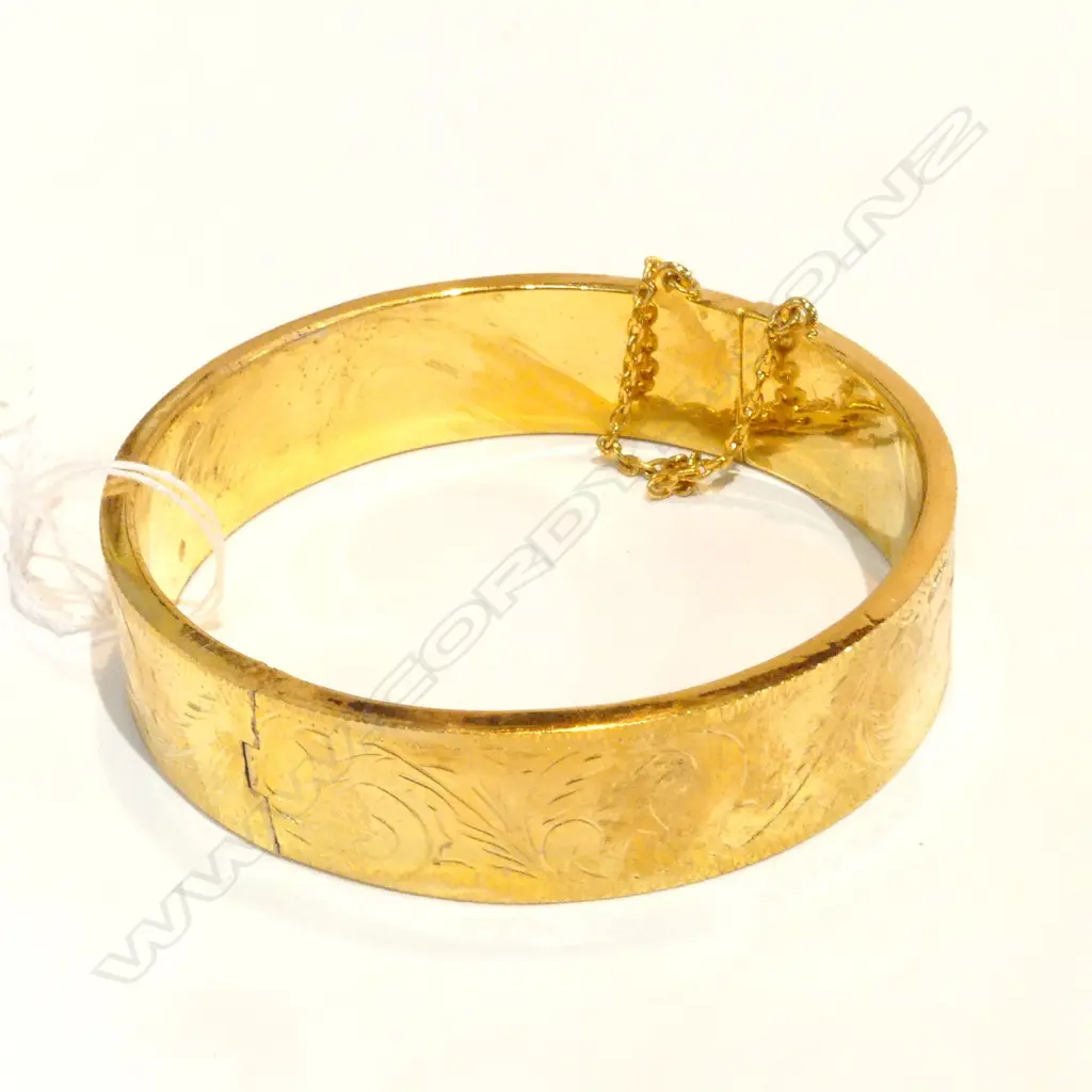 GOLD PLATED HINGED BRACELET  Image 1++