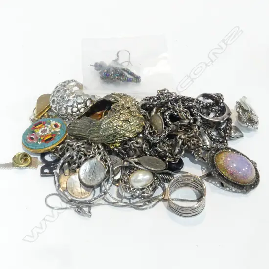 LOT OF SILVER COSTUME JEWELLERY