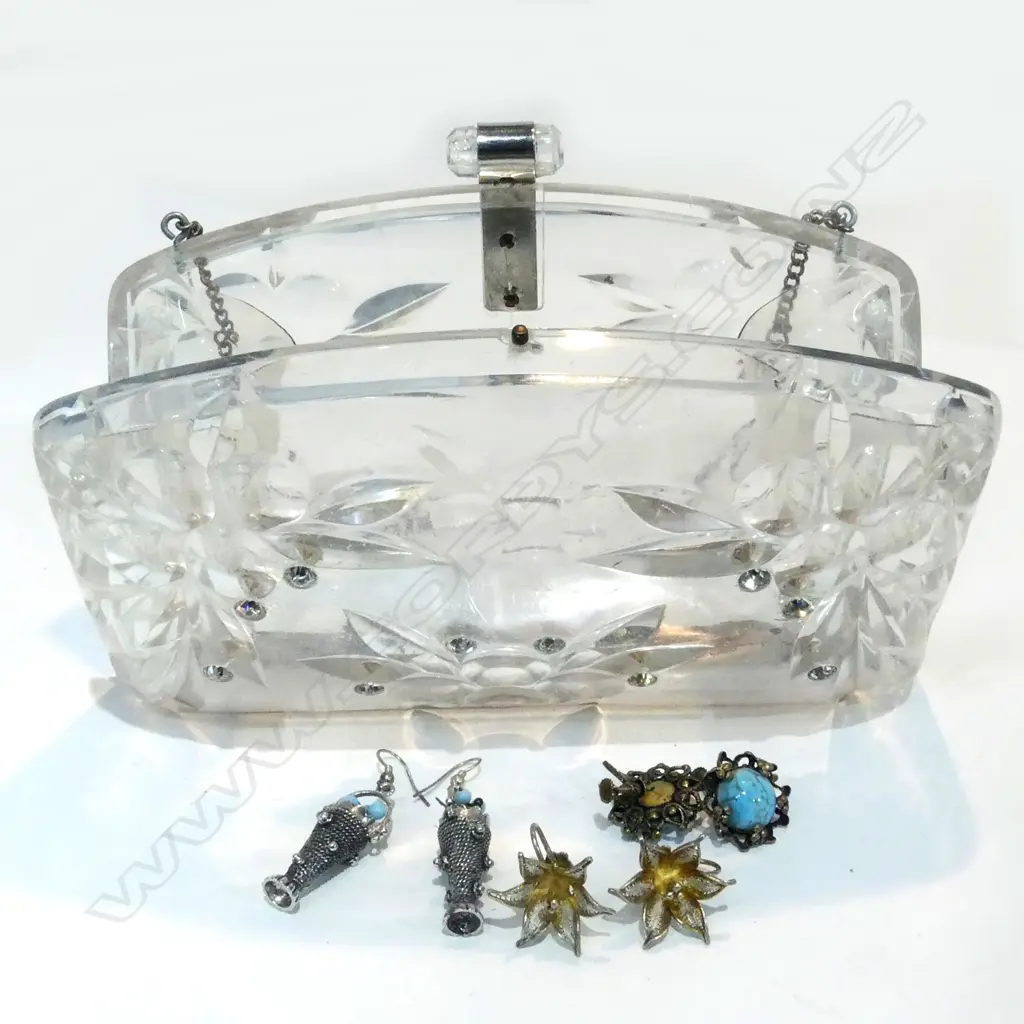 1950s LUCITE & RHINESTONE PURSE AND 3 PAIRS VINTAGE EARRINGS Image 1++