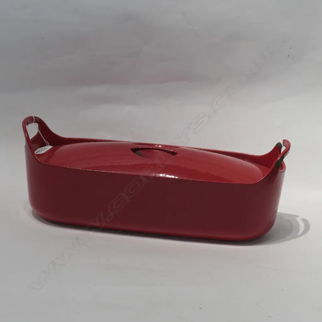 RED ENAMEL CAST IRON LIDDED OVEN COOKING POT A.F Image 1++