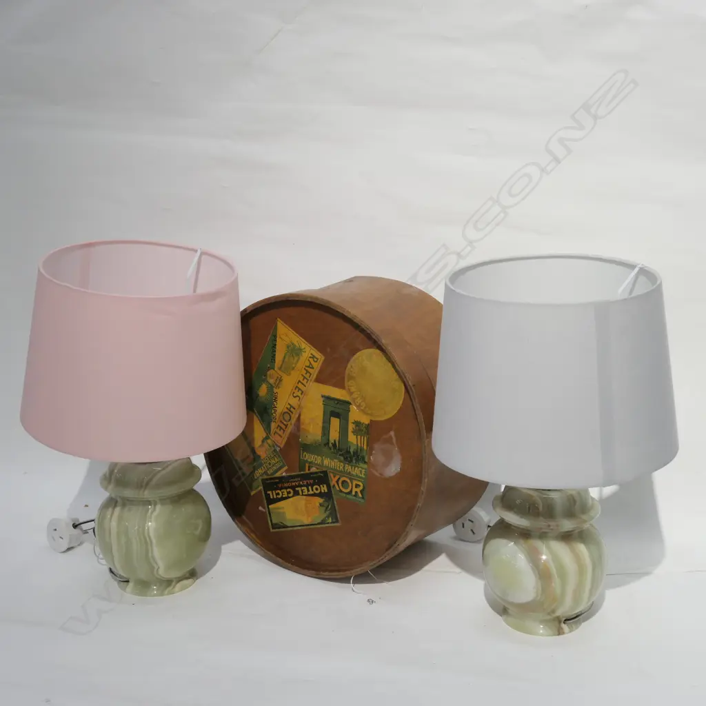 PAIR OF VINTAGE ONYX LAMPS H 430MM AND WOODEN HAT BOX 380 DIA Image 1++