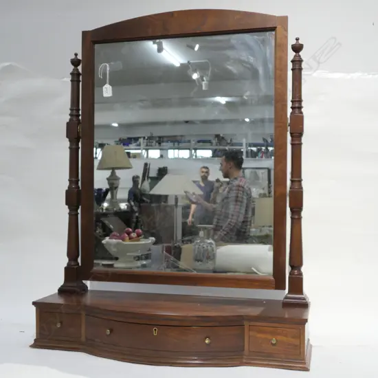 COLONIAL MIRROR ON STAND WITH 3 DRAWERS H 900MM
