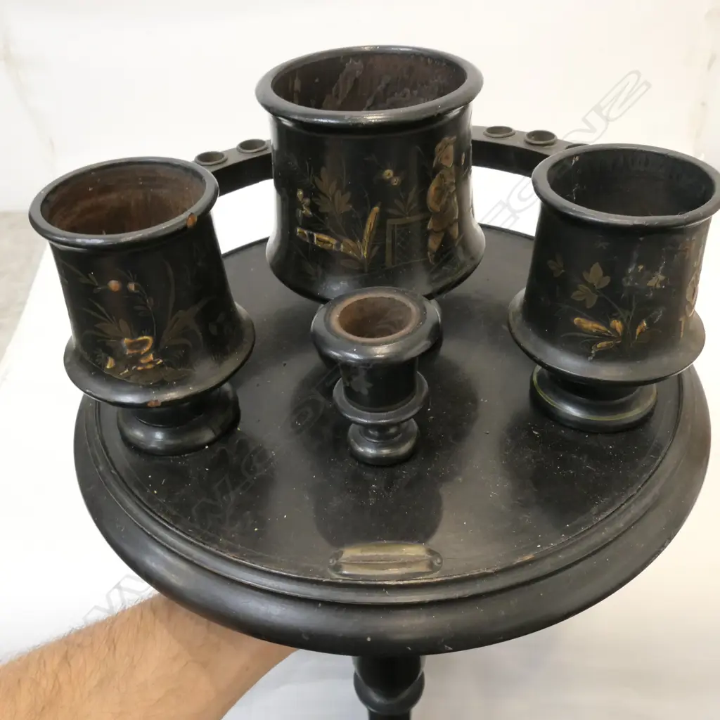 OLD BLACK LACQUER CHINESE SMOKER'S STAND  Image 1++