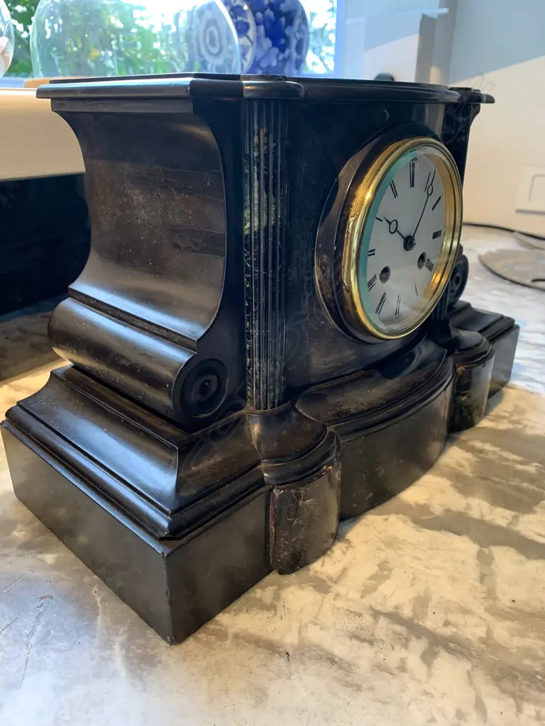 VICT. MARBLE MANTEL CLOCK  Image 1++