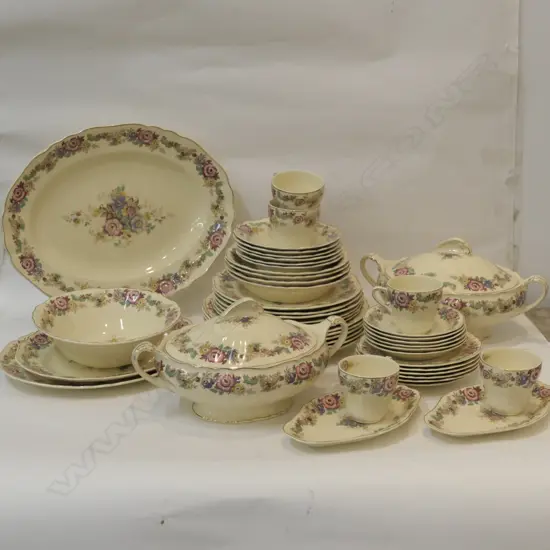 LARGE SUNSHINE DINNER SET