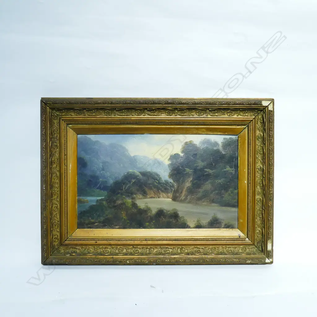 VICTORIAN OIL WITH GILT FRAME (ARTIST UNKNOWN) 240 x 410mm Image 1++
