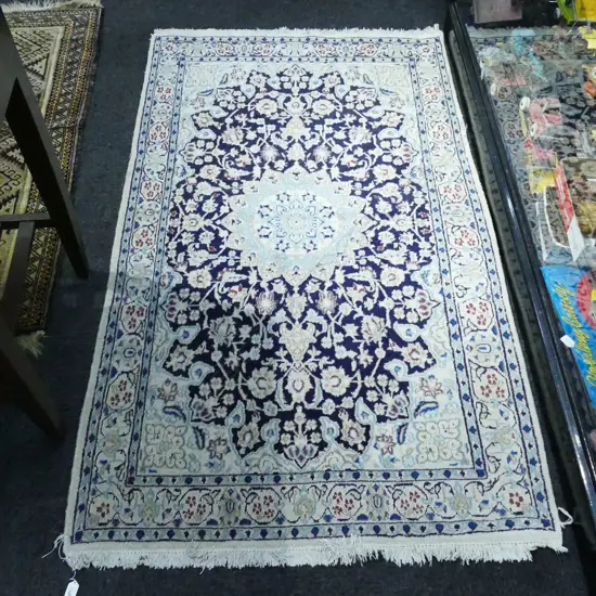 HAND KNOTTED PERSIAN RUG - WORN 1050 X 1900