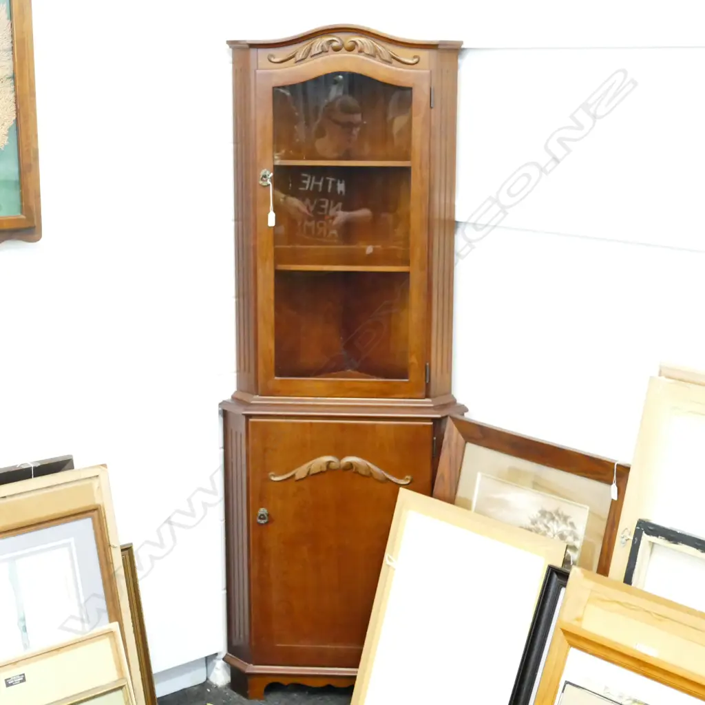 GLAZED CORNER CUPBOARD H. 1820 CHIFFONIER W. 1050 Image 1++