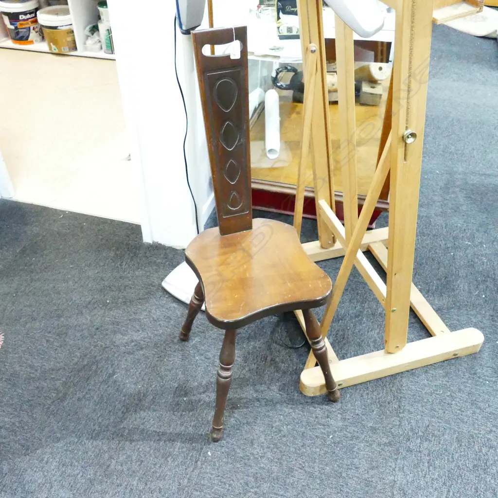 HIGH BACK WOODEN CHAIR Image 1++