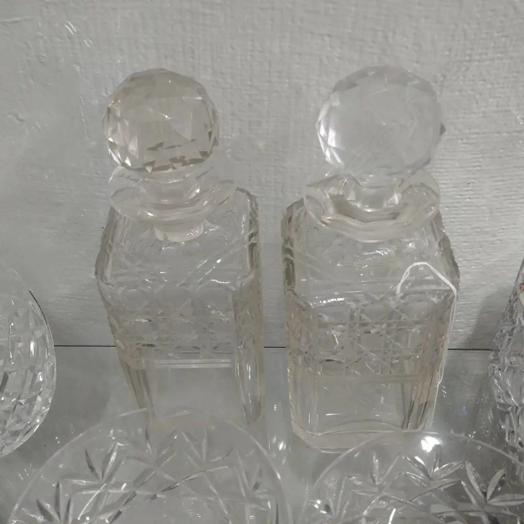 PR OF DECANTERS Image 1++
