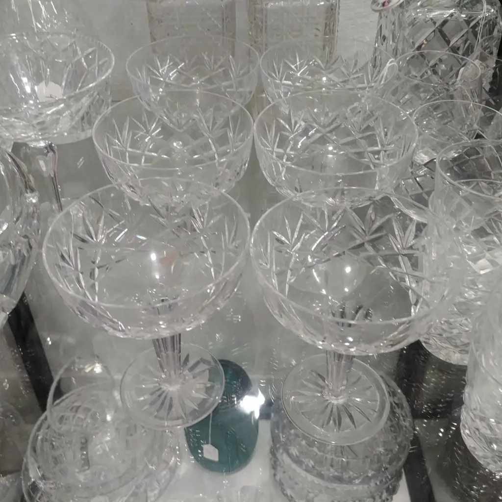 6 HOLLOW STEM CHAMPAGNE GLASSES Image 1++