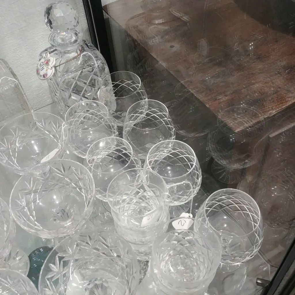 DECANTER & 6 WHISKY & 6 BRANDY GLASSES Image 1++