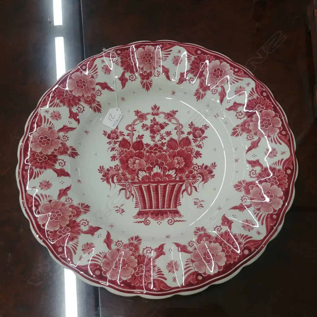 DELFT CHARGER Image 1++