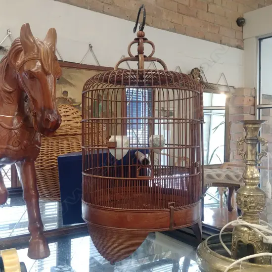 LARGE ORIENTAL STYLE BIRD CAGE 