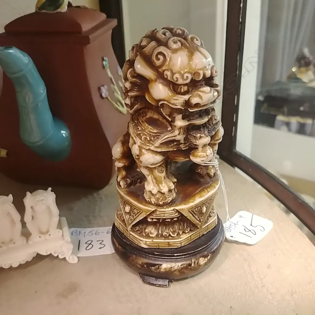 RESIN FOO DOG Image 1++