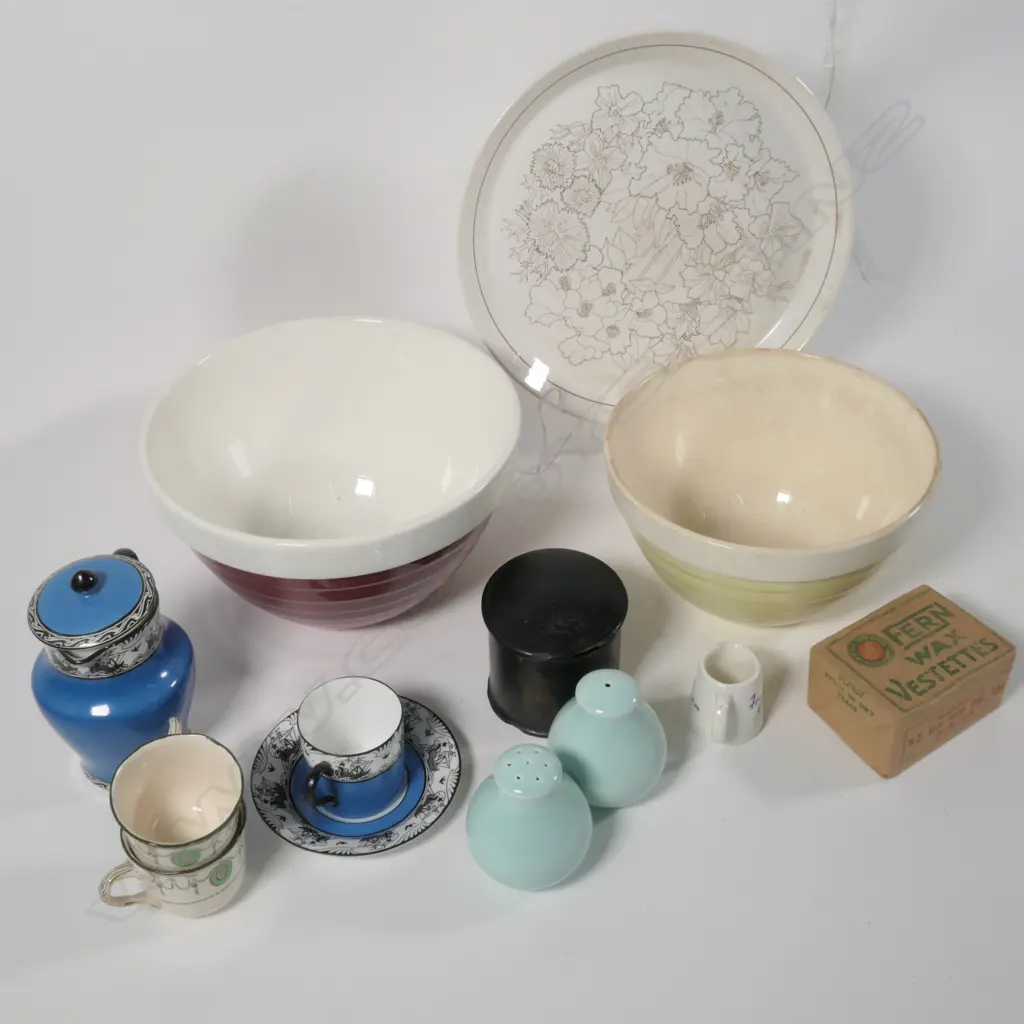 LOT POOLE/C LYNN/ MAILING/DOULTON/VESTAS/GEORGIAN BOX ETC Image 1++