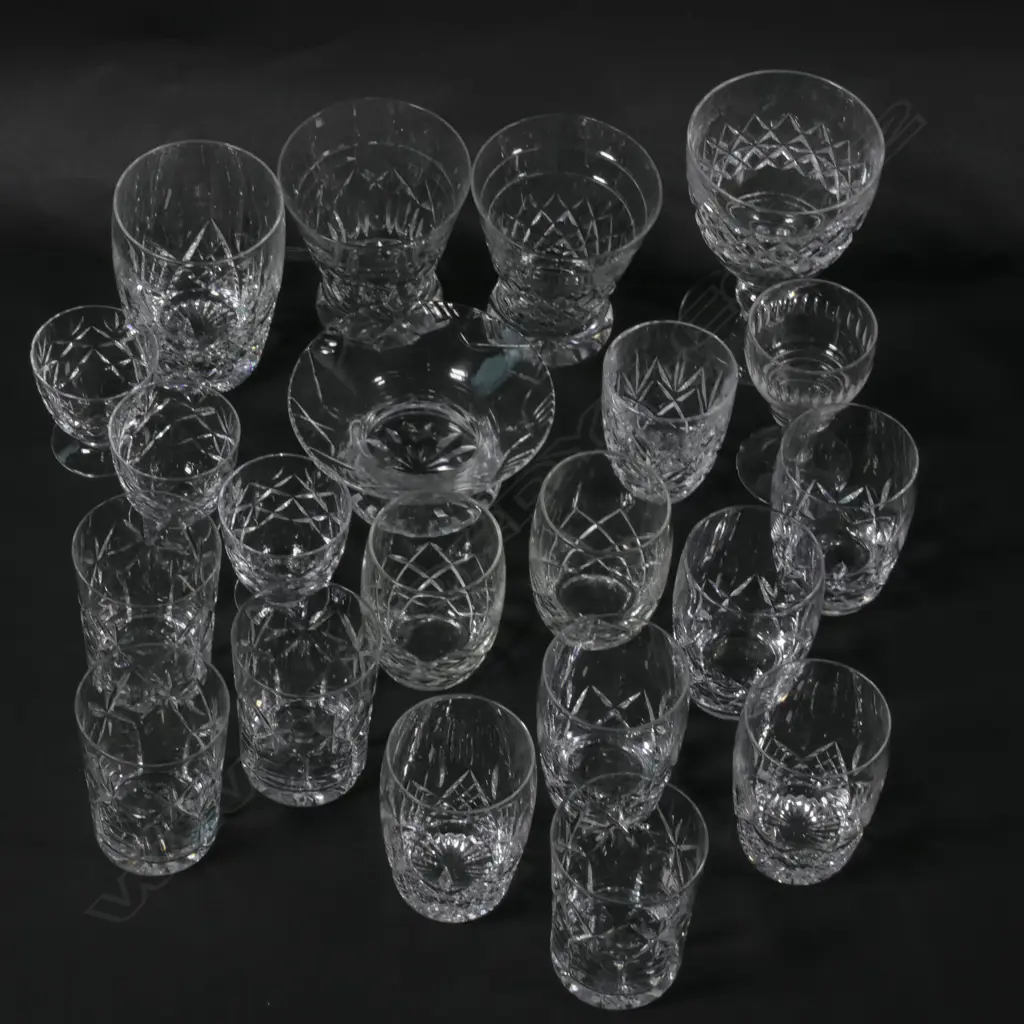 LOT ASST CUT CRYSTAL GLASSES ETC Image 1++