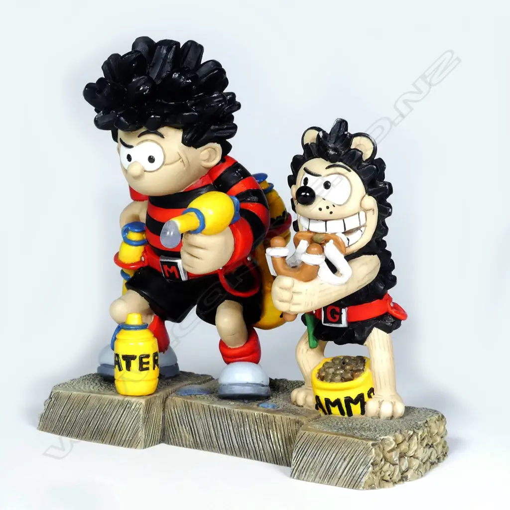 DENNIS THE MENACE & GNASHER' Image 1++